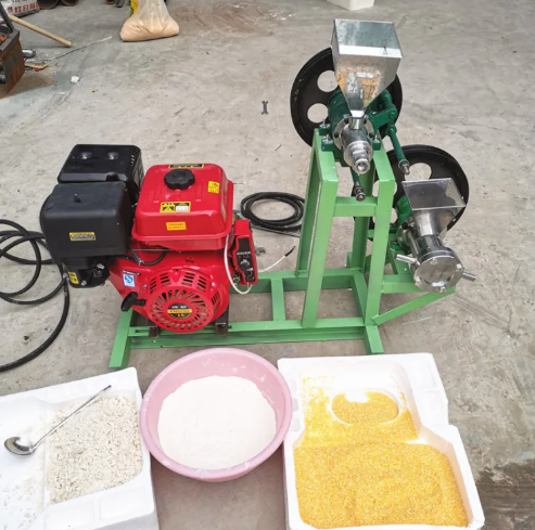 转让自用小型粮食膨化机，九成新，可现场试机